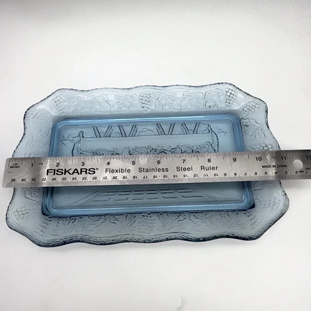 VTG Tiara Indiana Glass Light Blue Serving Tray Last Supper Relief Scalloped